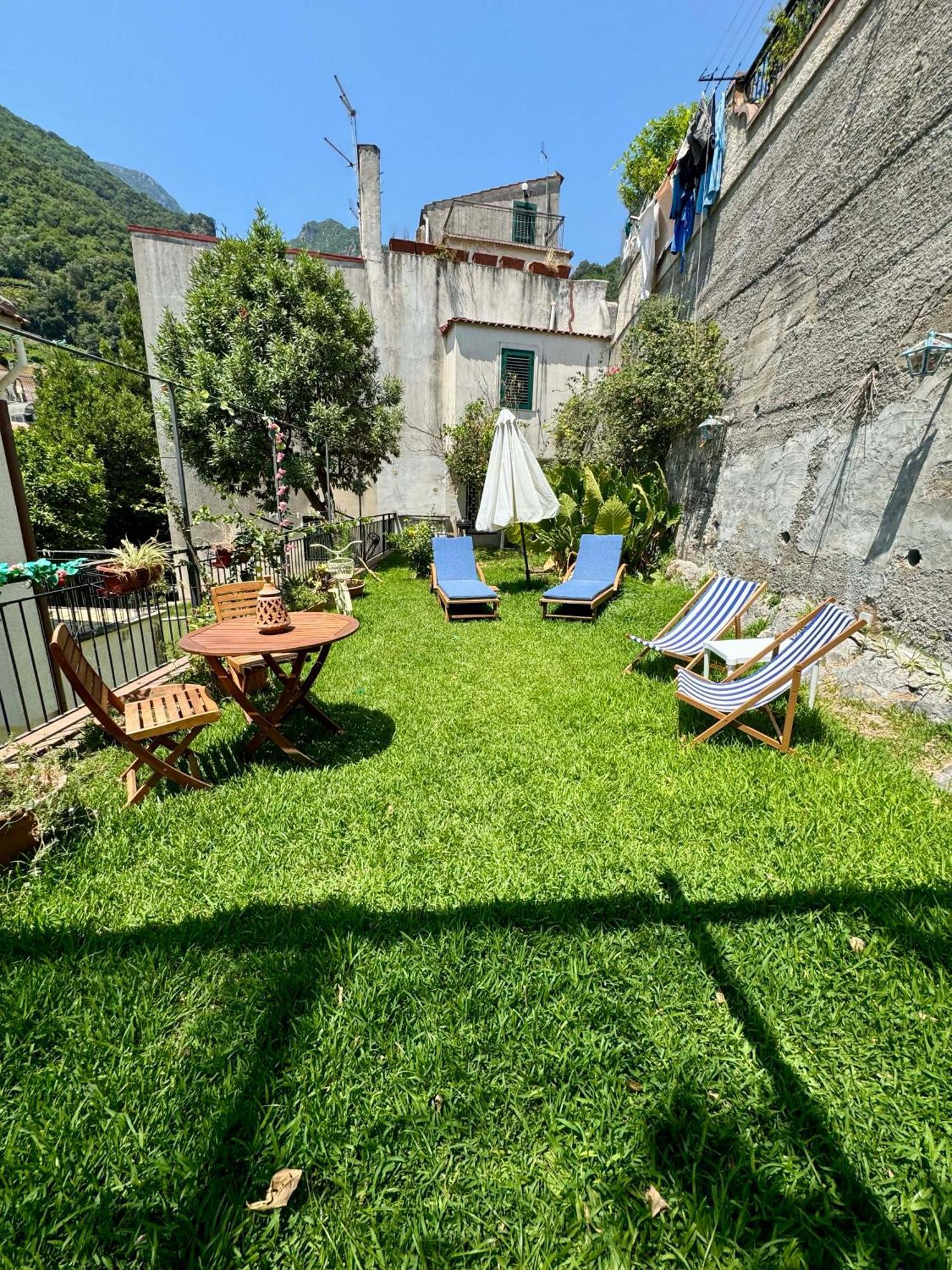 Gogas Amalfi Coast Cetara